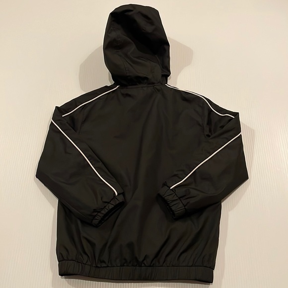 Circo black lightweight full zip jacket with hood. Size 5T - Picture 2 of 4